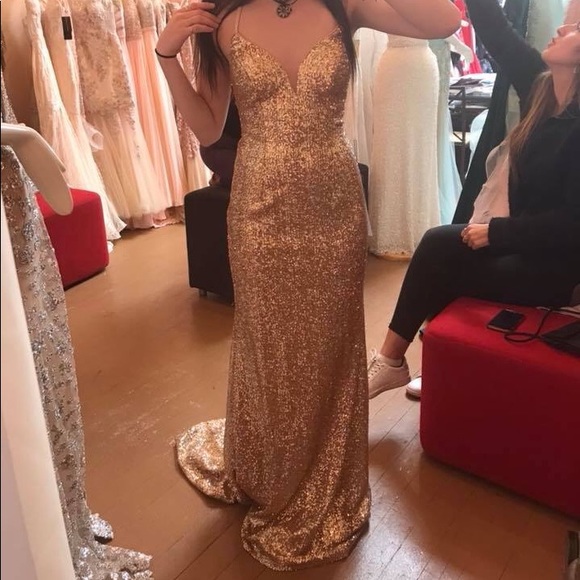 Prom dress - Picture 2 of 2